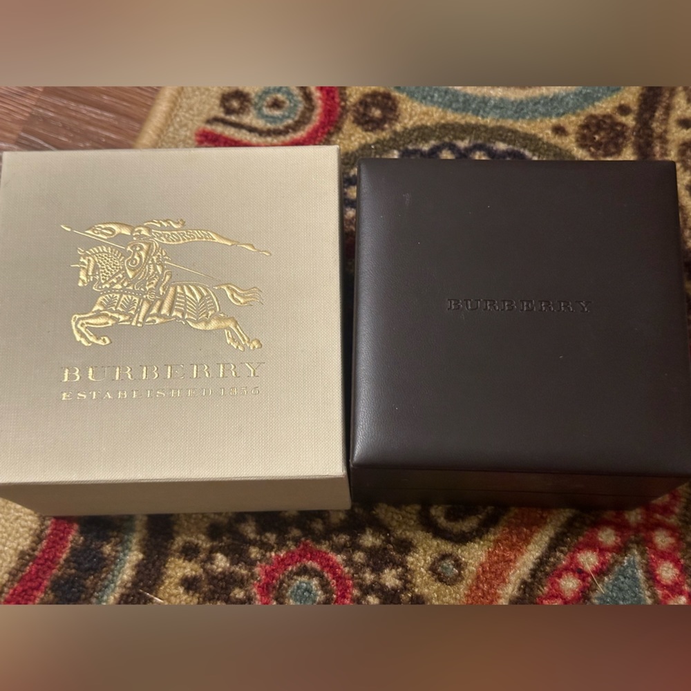 Burberry Slim Men's Watch Model BU2351 - Picture 3 of 3